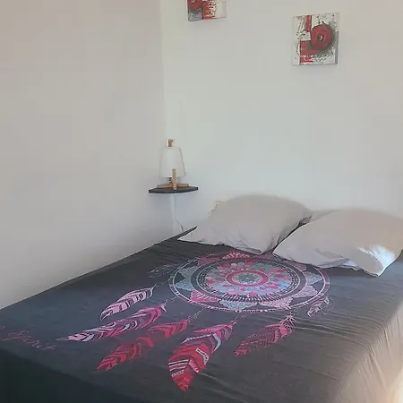 Guest house Complet Dans Maison D'hote Arthes